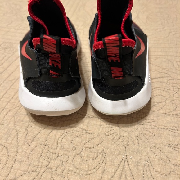 Nike Flex Runner Slip ons Size 6 - Picture 4 of 6